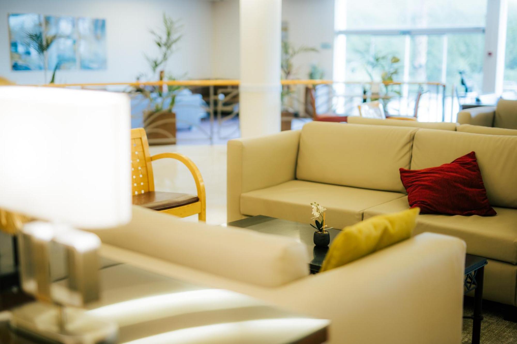 David Dead Sea Resort & Spa Ein Bokek Ngoại thất bức ảnh The lounge at the airport