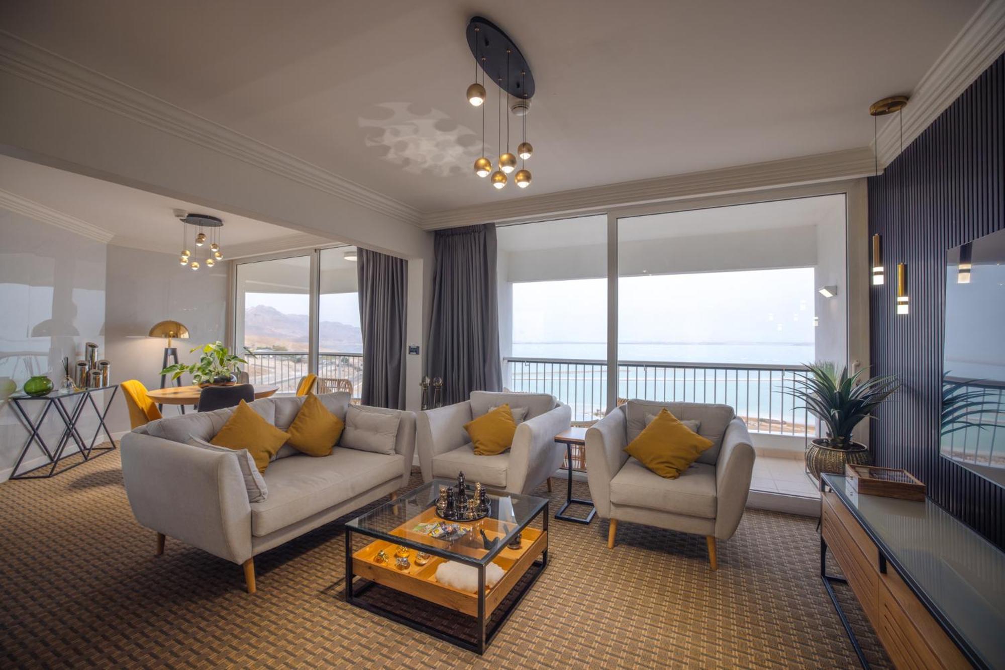 David Dead Sea Resort & Spa Ein Bokek Ngoại thất bức ảnh A living room